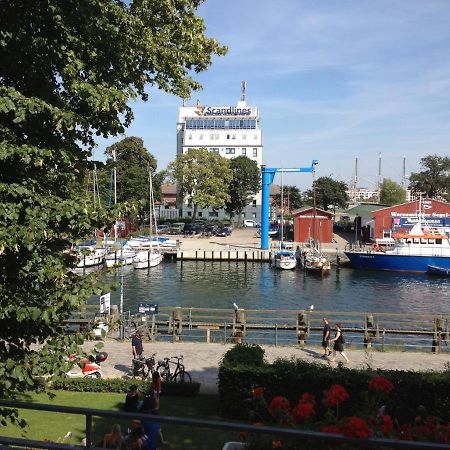 Doppelzimmer Tresen, Direkt Am Alten Strom Rostock Bagian luar foto