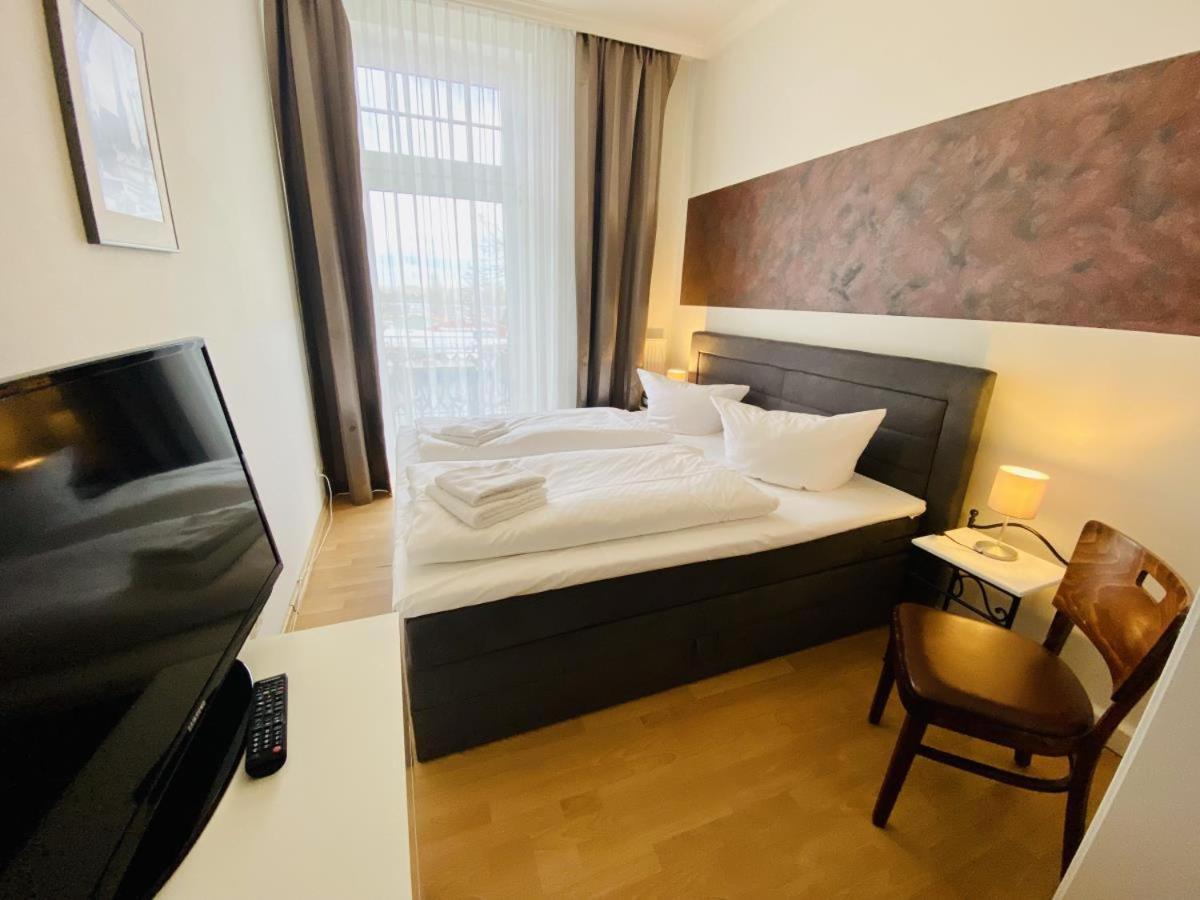 Doppelzimmer Tresen, Direkt Am Alten Strom Rostock Bagian luar foto
